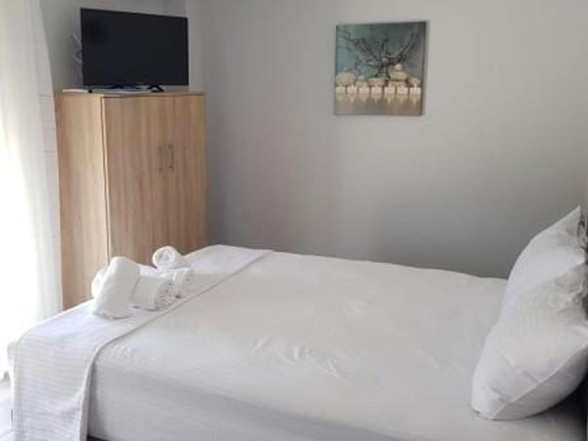 Blue Beach Apartments Ofrínion Zewnętrze zdjęcie