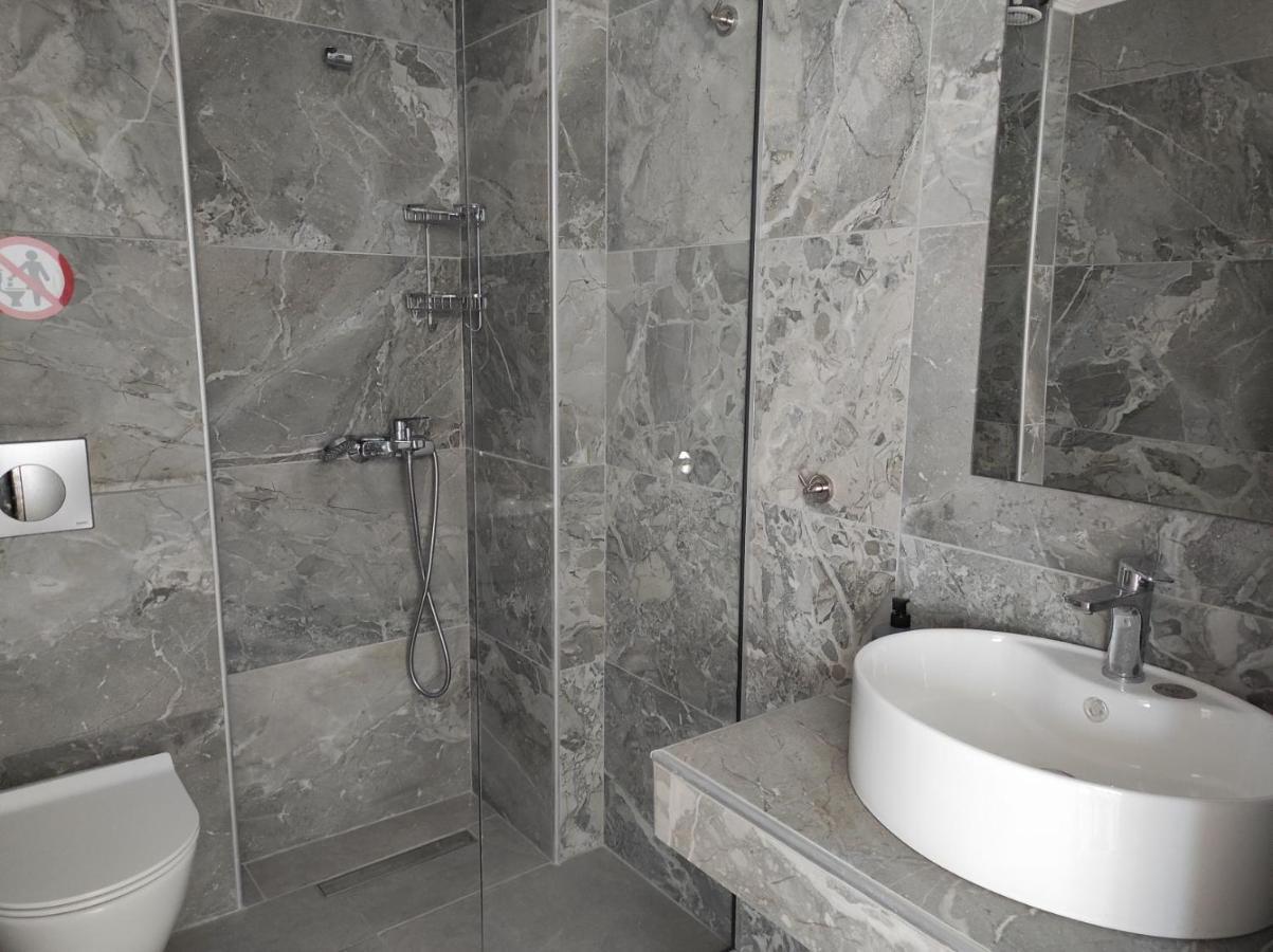 Blue Beach Apartments Ofrínion Zewnętrze zdjęcie