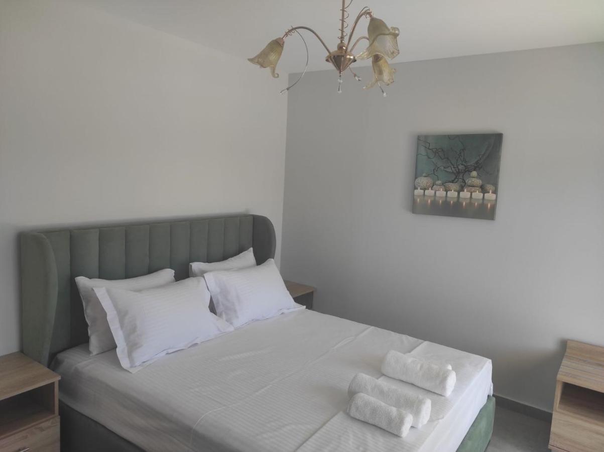 Blue Beach Apartments Ofrínion Zewnętrze zdjęcie
