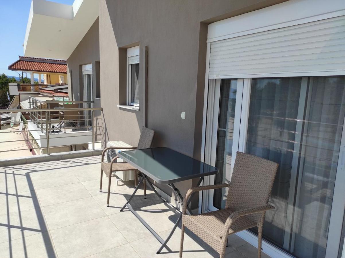 Blue Beach Apartments Ofrínion Zewnętrze zdjęcie